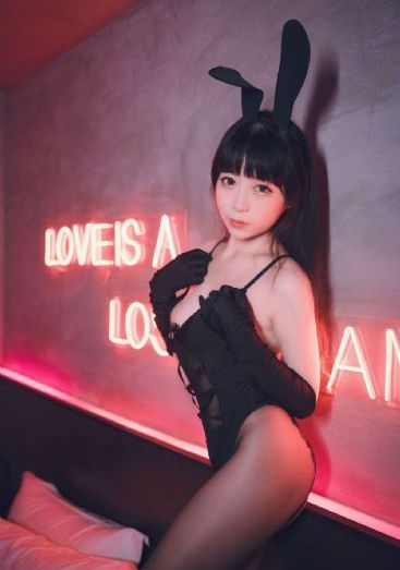 相会的广场 电影_BD版国语迅雷下载