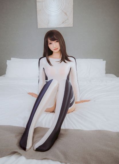 一色桃子一区二区_影院在线观看