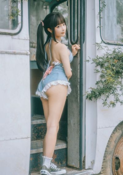 欧美13一14娇小xxxx_超清免费观看韩国
