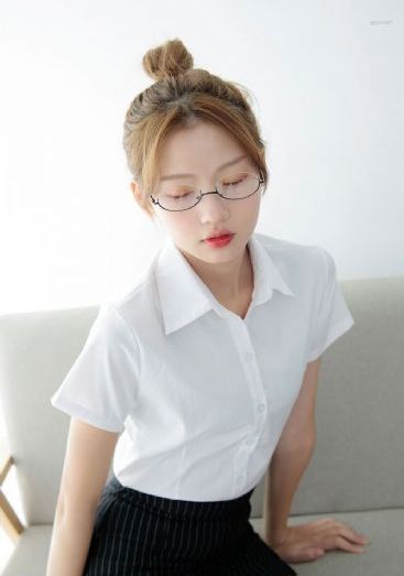 老板的妻子_BD英语完整视频观看