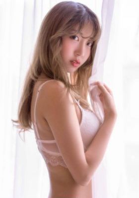 年轻的女老师3_BD英语手机在线看